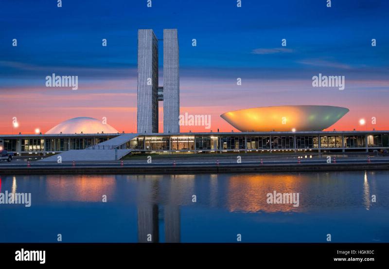 Un bâtiment emblématique d’Oscar Niemeyer à Brasília, illustrant ses courbes audacieuses